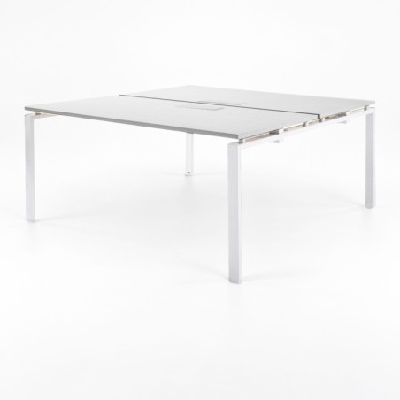 Mesa bench OPTIMUM para 2 personas con Top Access, sobre blanco y patas blancas